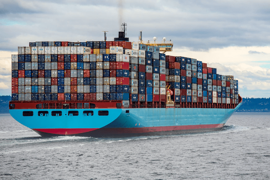 A cargo ship full of shipping containers